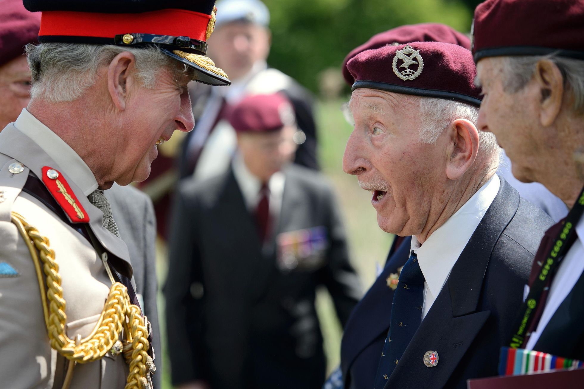 Výročí vylodění v Normandii - princ Charles a veteráni