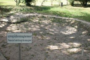 Kambodža 30 let po Rudých Khmerech