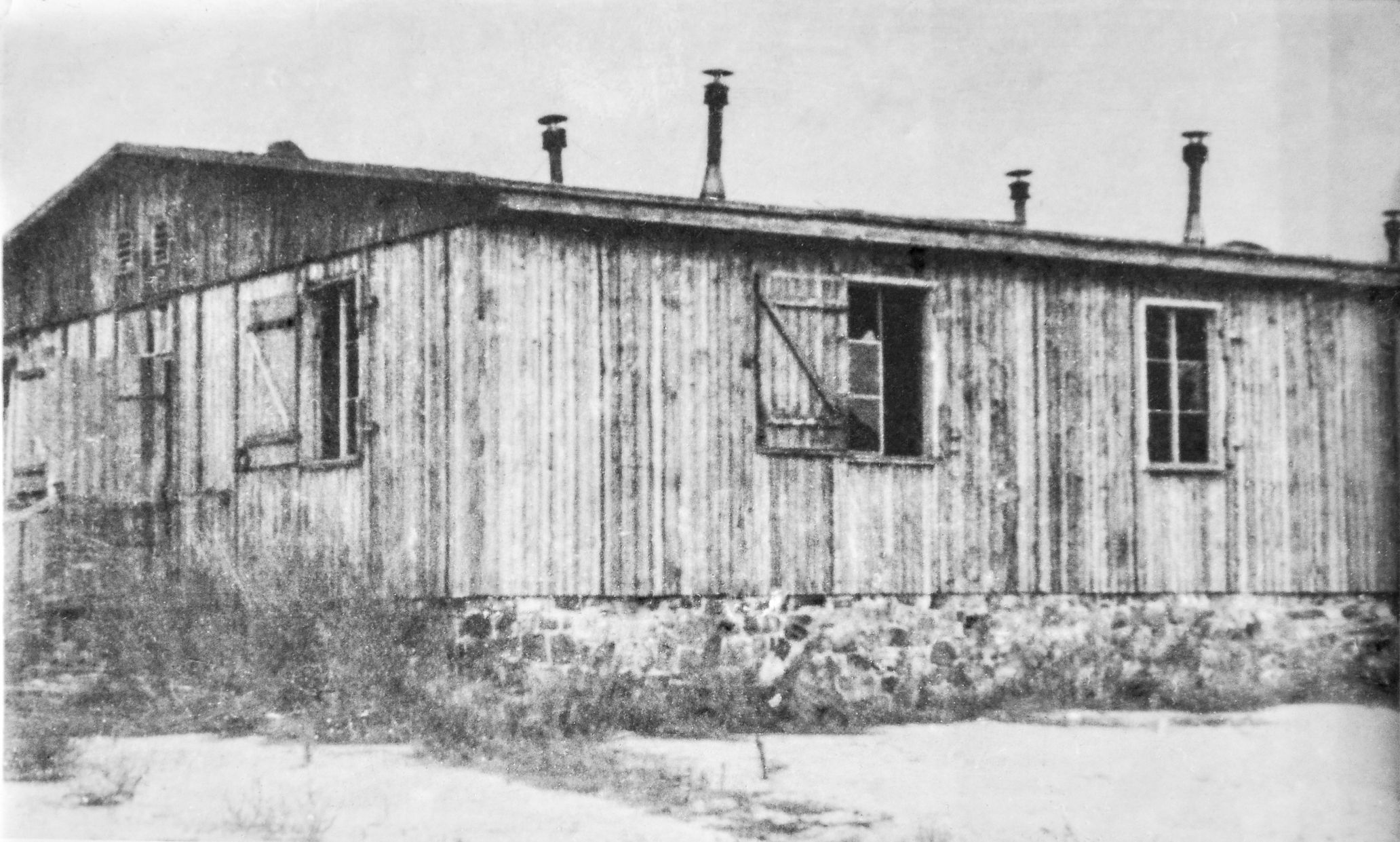 Koncentrační tábor Hradištko a neznámý příběh španělských vězňů, Koncentrační tábor Hradištko, Koncentrační tábor, Benešovsko, historie, Magazín