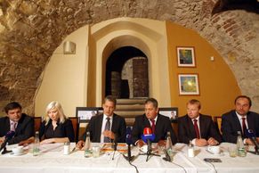 ČSSD jde hrdě na pražskou volební porážku.