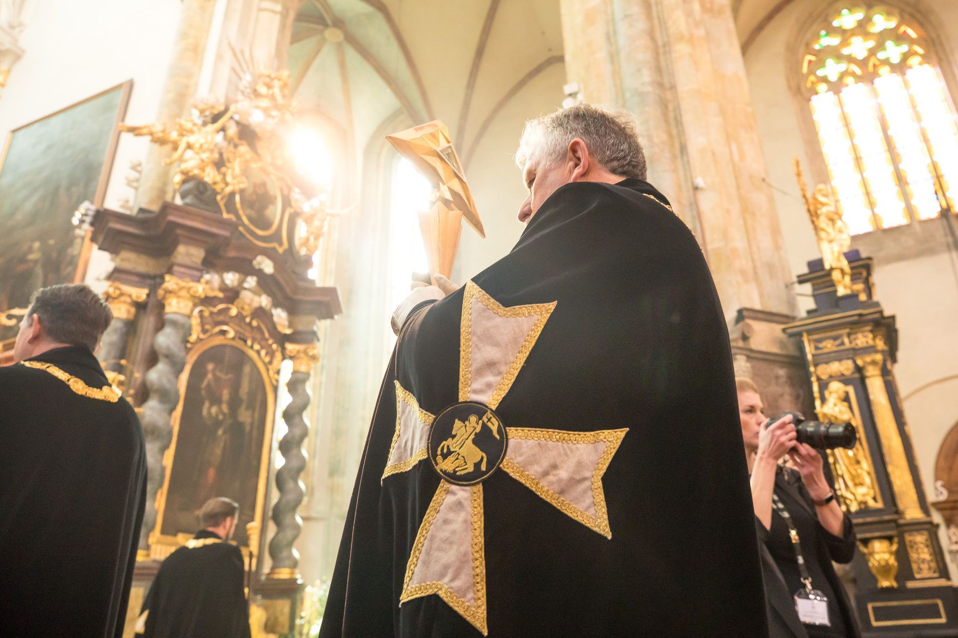 Řád sv. Jiří, Habsburští rytíři, průvod, Habsburkové, šlechtici, šlechta