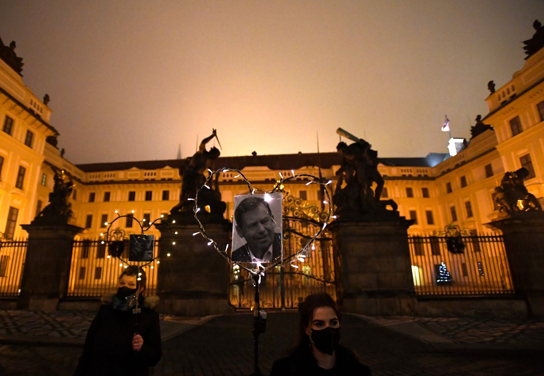 Václav Havel, výročí úmrtí, srdce na hrad, pochod, Praha