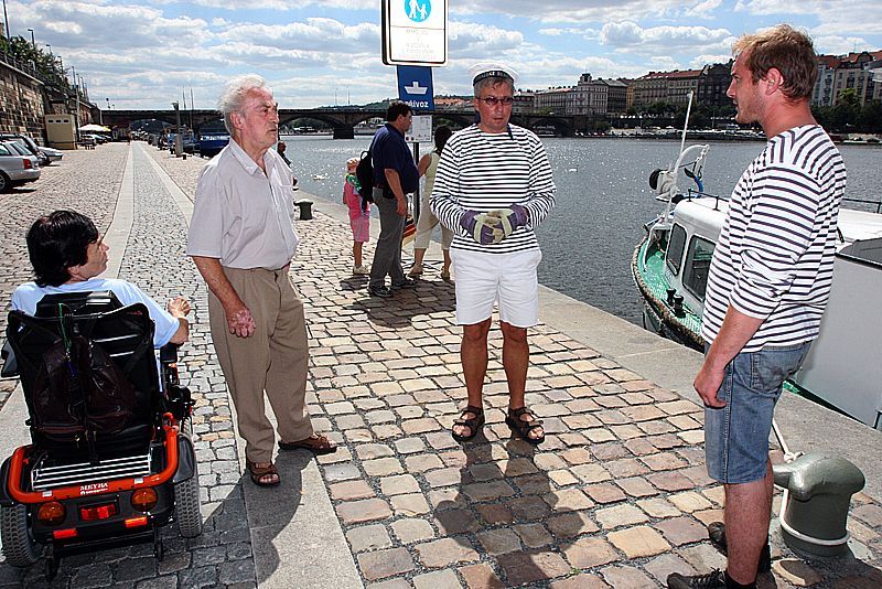 Pražské přívozy na Vltavě