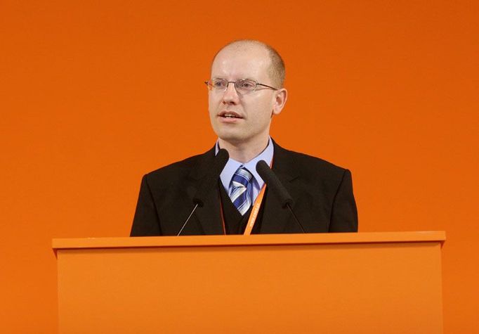 Bohuslav Sobotka hovoří k delegátům sjezdu, kteří ho zvolili prvním místopředsedou strany