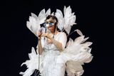 Snímek z pražského koncertu Björk.