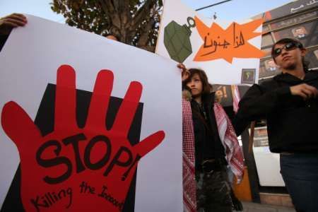 Jordánci protestovali den po útocích v Ammánu proti Al-Káidě