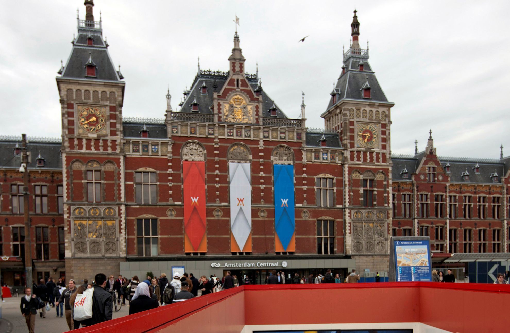 Hlavní nádraží v Amsterdamu.
