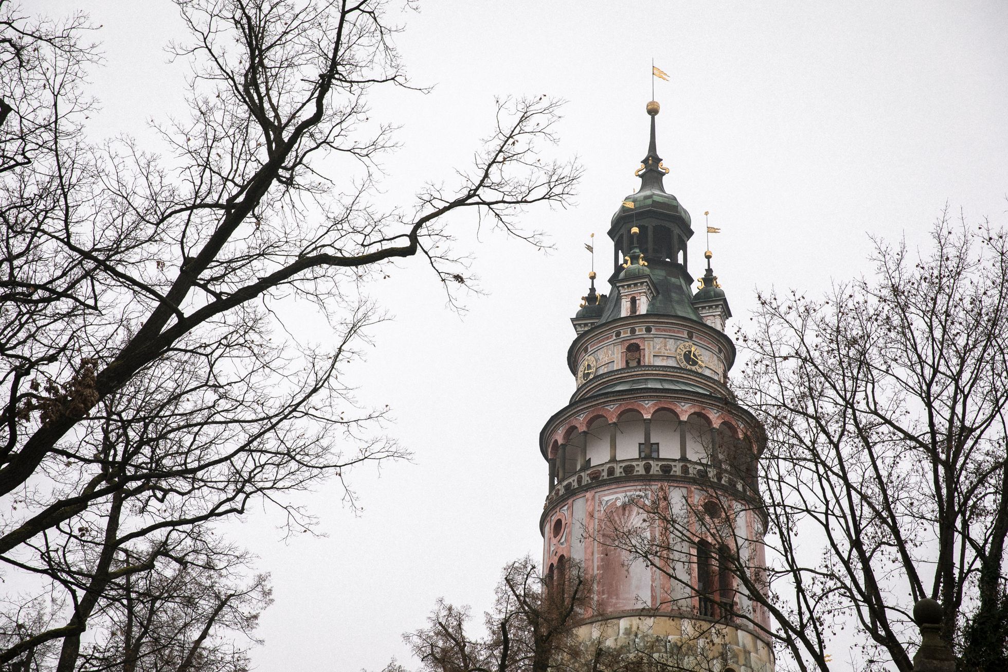 Český Krumlov, overturismus, turisté, zima, andělský průvod, advent, mikuláš