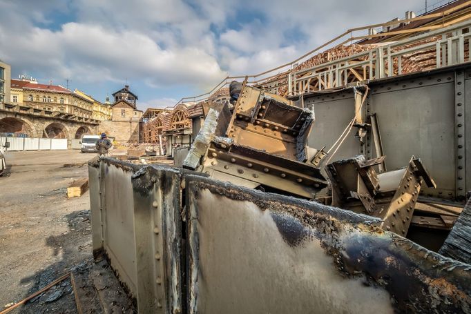 Rekonstrukce Negrelliho viaduktu na snímku z roku 2018