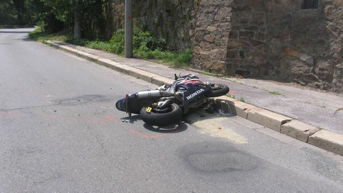 Motocyklista nehodu nepřežil