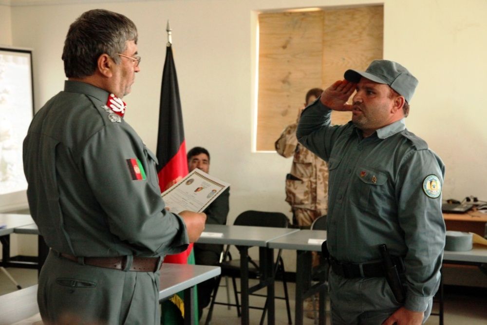 Češi vycvičili v Lógaru 50 nových afghánských policistů