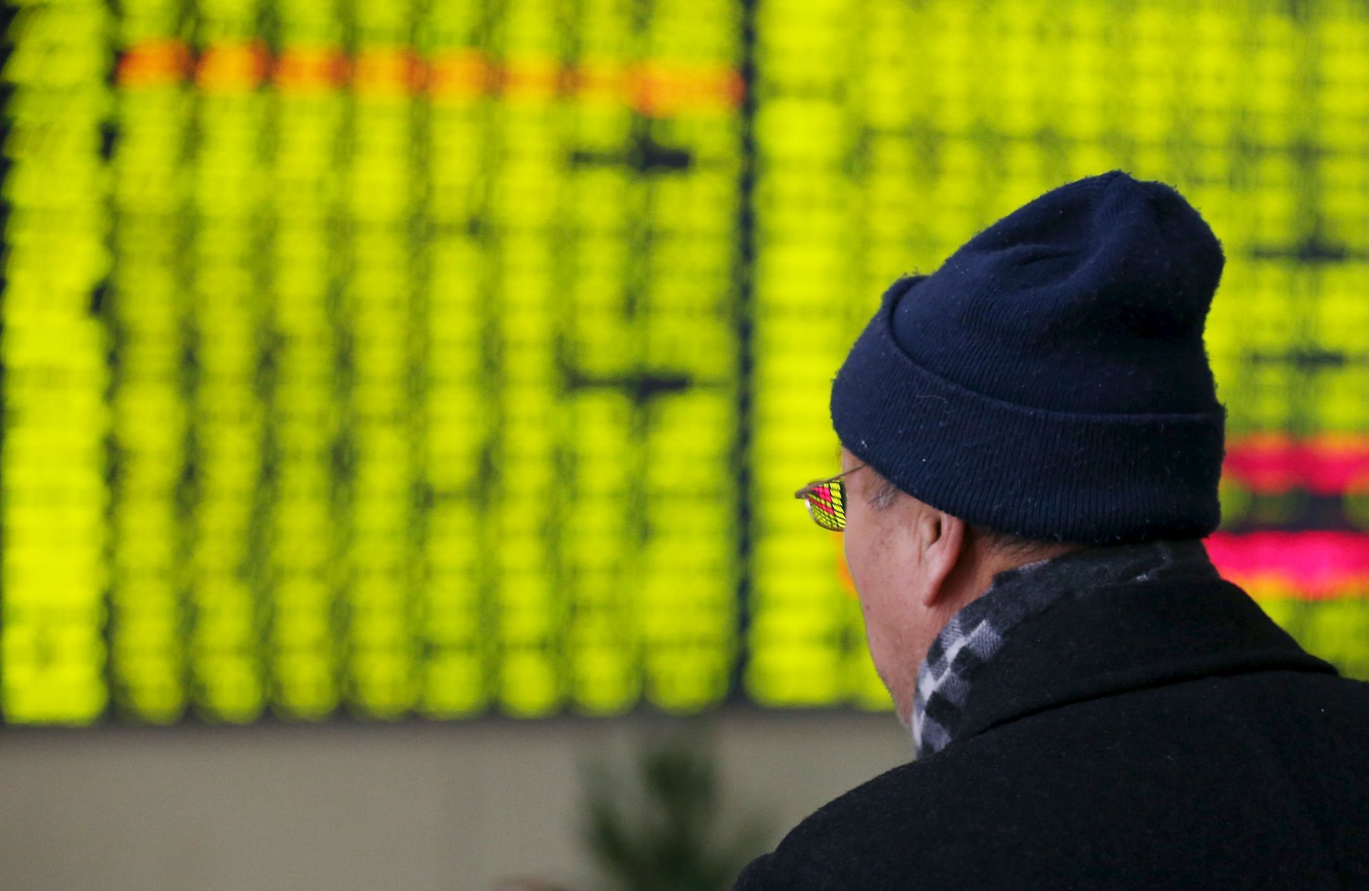 Čínská burza, pád akcií, ilustrační, index, akcie