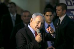 Izrael se obává mezinárodního bojkotu, sešel se parlament