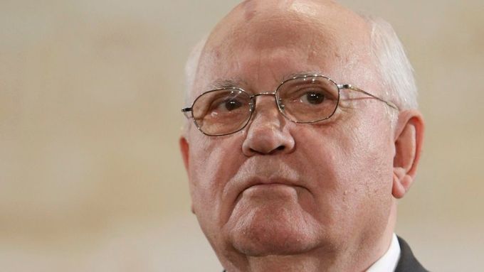 Michail Gorbačov přijel do Československa v roce 1987.