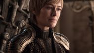 Lena Headeyová jako Cersei Lannisterová.