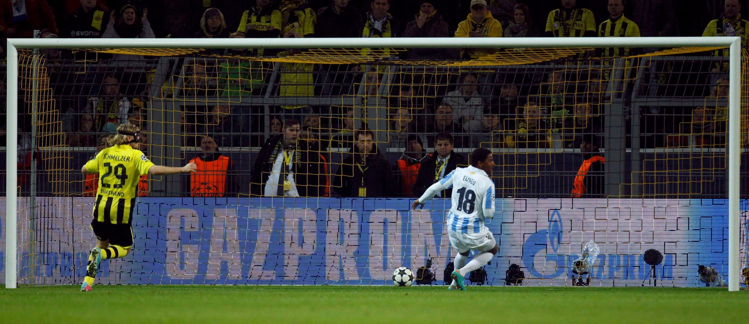 Dortmund - Málaga: Eliseu dává gól na 1:2