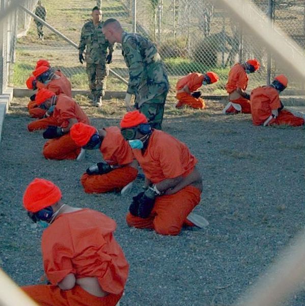 Vězni v Guantanámu