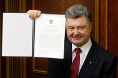 Evropská komise navrhla zrušit víza pro Ukrajince