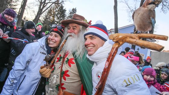 Podívejte se na vrchlabské vítání olympijských rodáků.