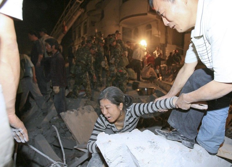 Oběti zemětřesení v Číně