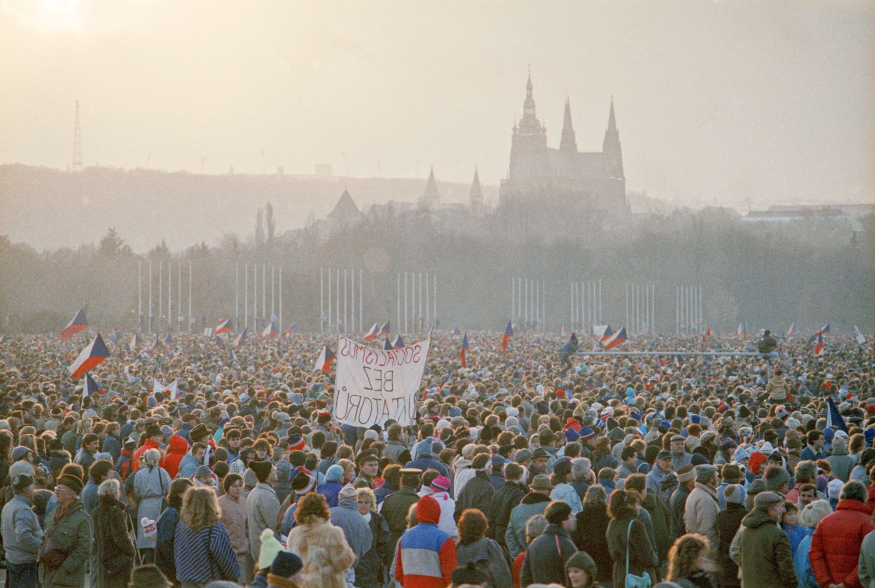 Jednorázové užití / Fotogalerie / Uplynulo 100 let od založení KSČ