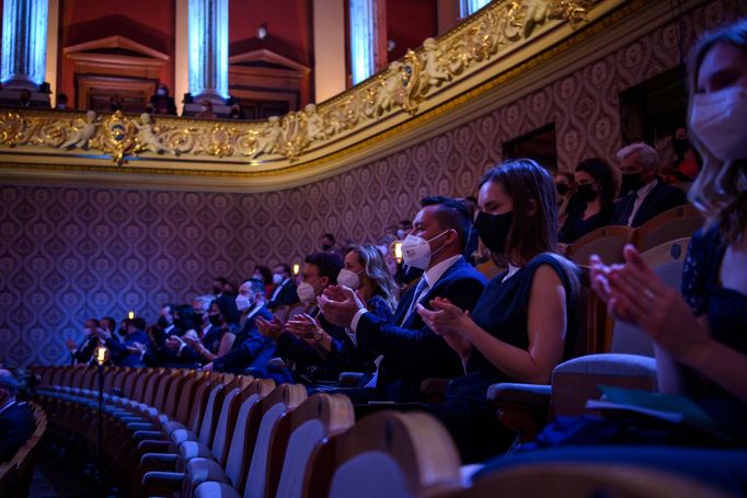 Snímek z pondělního benefičního koncertu České filharmonie.