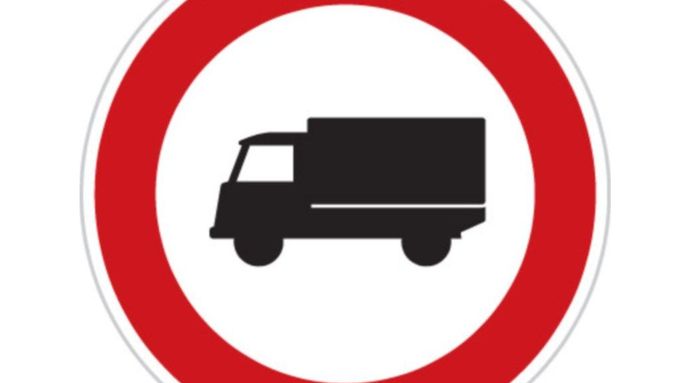 Zákaz vjezdu nákladních automobilů