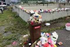 Ani kůrku chleba. Slováci na hranicích zabavují Ukrajincům dokonce i svačiny