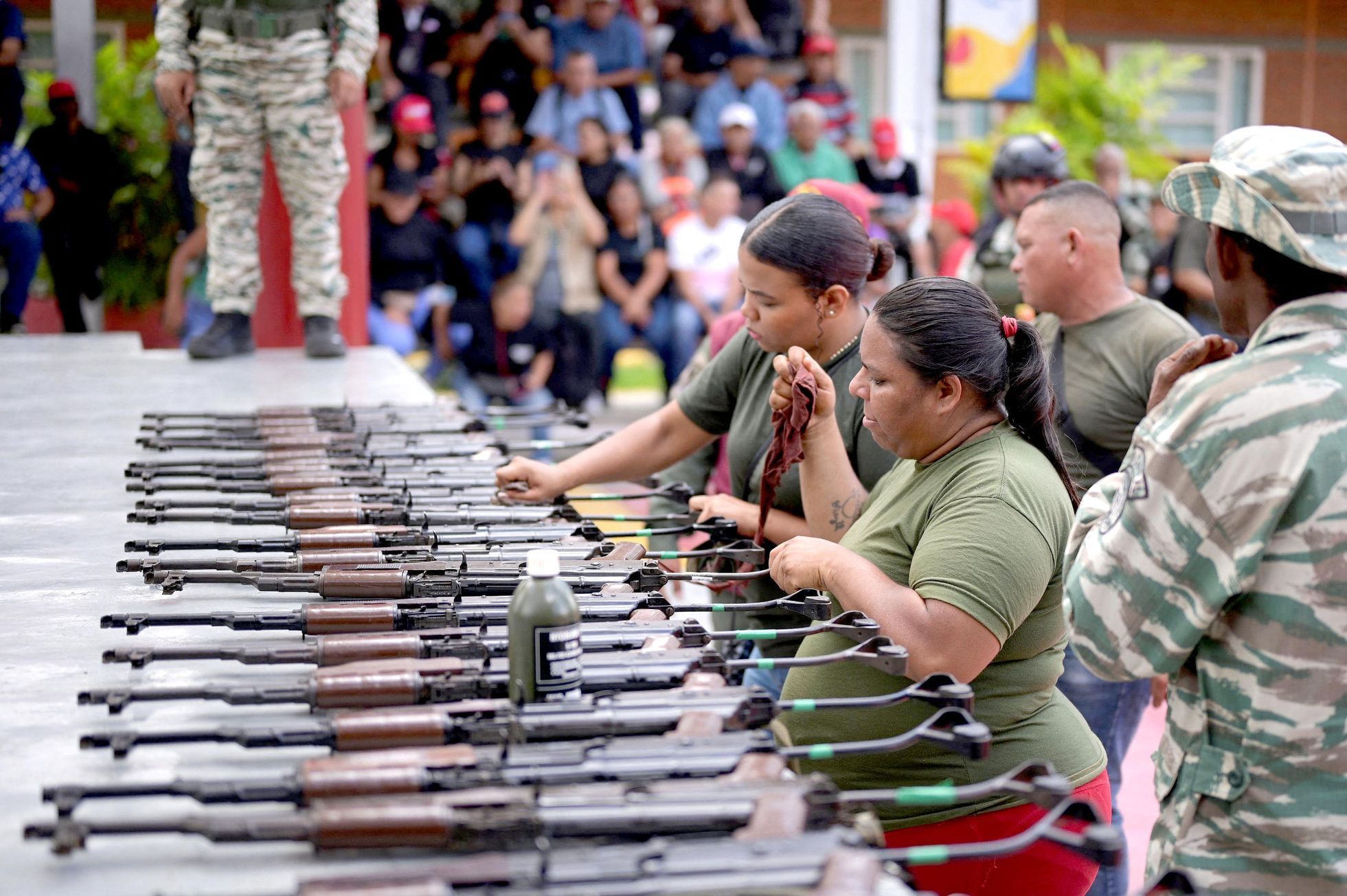 Venezuela, USA, armáda, dobrovolníci, Maduro, výcvik