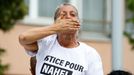 Protest ve Francii po smrti 17letého Nahela.