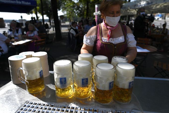 19. září měl v Mnichově letos začít slavný svátek Oktoberfest.