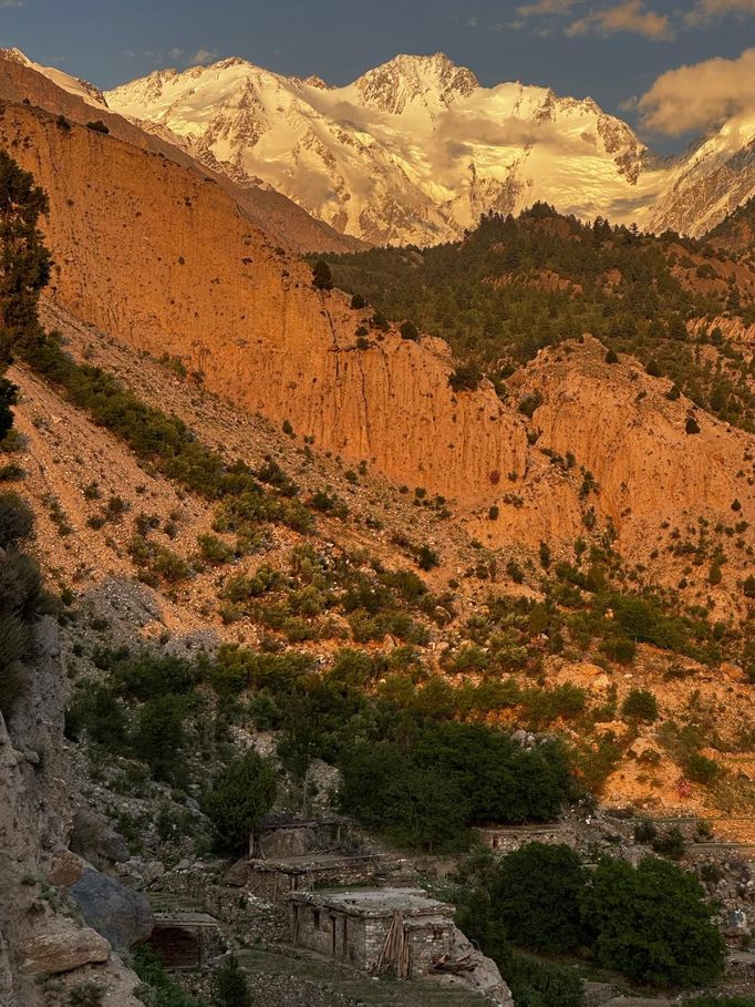Diamírské údolí pod horou Nanga Parbat