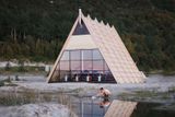 Největší veřejná sauna na světě stojí na malém norském ostrově Sandhornøya.