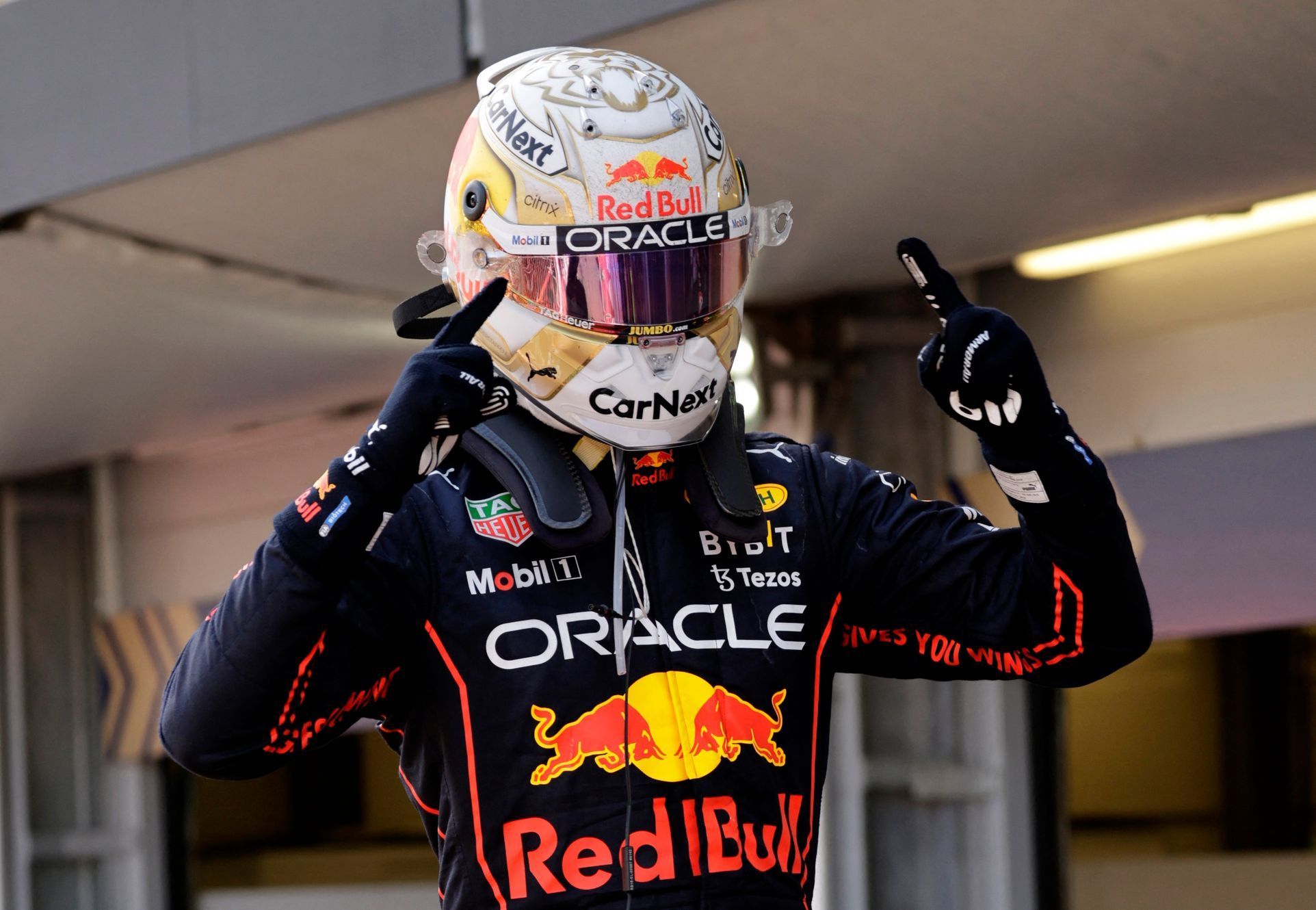 Max Verstappen z Red Bullu slaví triumf ve VC Ázerbájdžánu F1 2022
