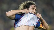 Skvělý stoper a hlavně duše týmu, to je pro Barcelonu i španělskou reprezentaci Carles Puyol. Na začátku května si v zápase s Espanyolem hnul s kolenem - a operace se ukázala jako nezbytná. V součtu s povinnou šestitýdenní rehabilitací Puyola z nominace na Euro škrtla. Kouč Del Bosque z toho má velmi těžkou hlavu.