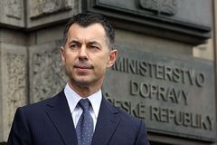 Exministr dopravy Slamečka bude českým velvyslancem v Koreji. Už obdržel souhlas hostitelské země