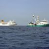 Costa Allegra ve vleku francouzské rybářské lodě