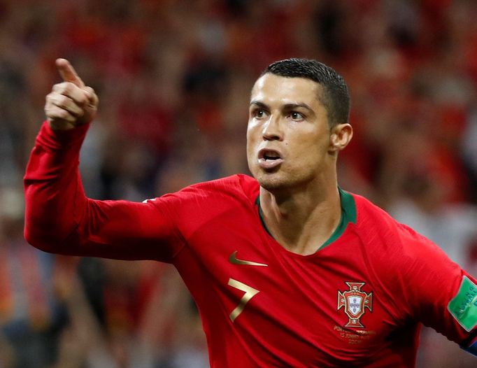 Cristiano Ronaldo slaví svůj gól na 1:0 v zápase Portugalsko - Španělsko na MS 2018