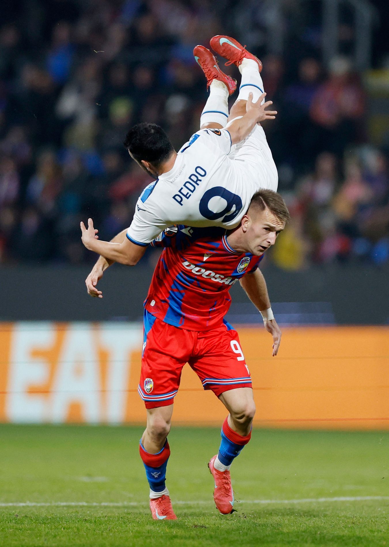 Pedro a Amar Memič v zápase EL Viktora Plzeň - Lazio