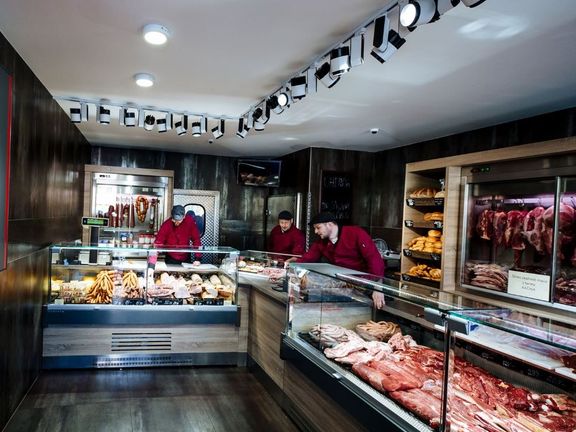 Vzkaz pro zákazníky? Nikam nespěchejte! Řekněte nám, co chcete vařit, a my vám poradíme, co na to koupit a jak maso připravit, abyste si ho vychutnali co nejlépe.