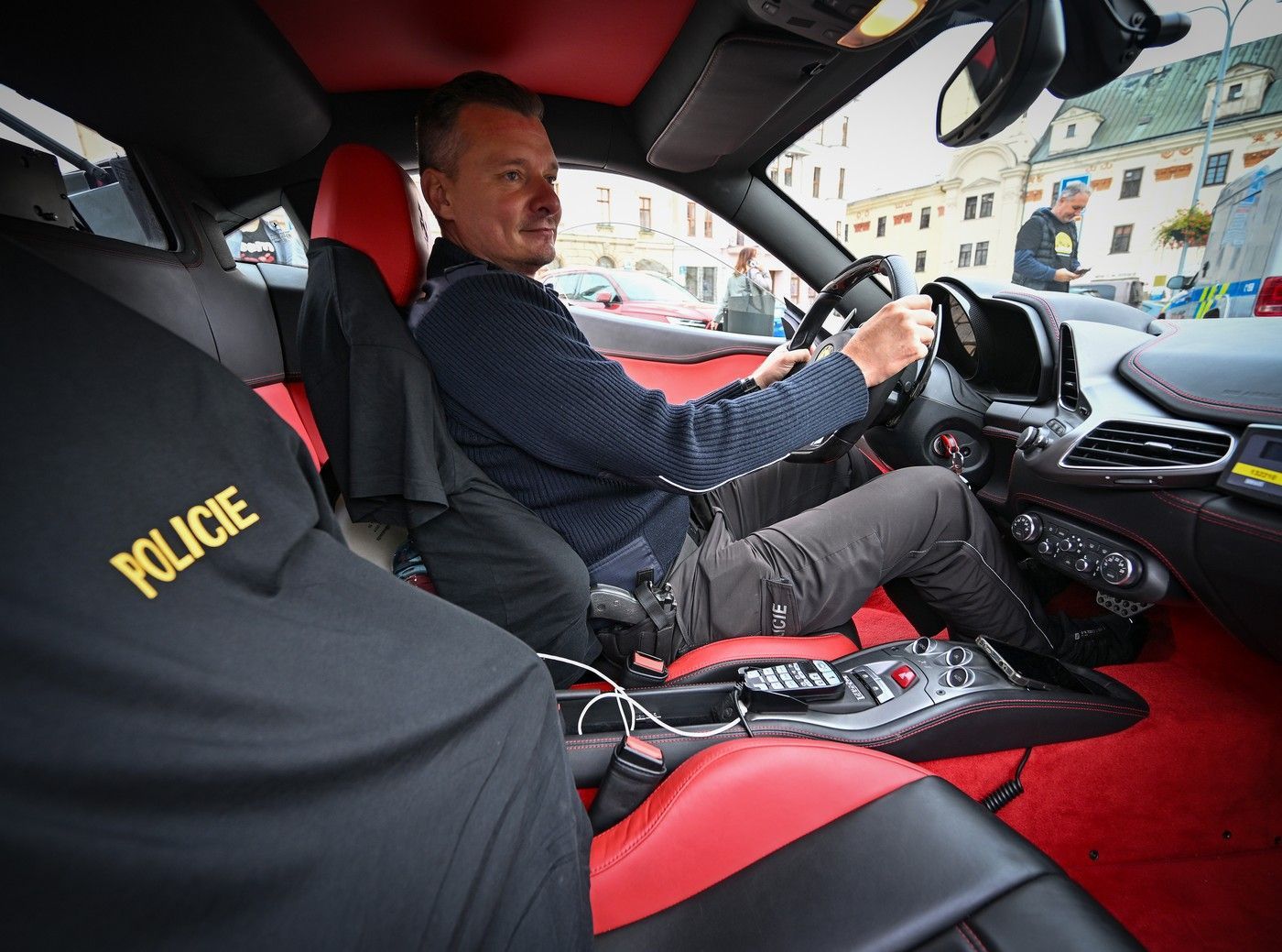 policejní Ferrari