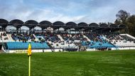 Stadion, na který se svého času vešlo i přes sedm tisíc diváků, zažívá díky působení Vyškova fotbalovou renesanci. Ve šlágru druhé ligy zde Vyškov v sobotu porazil pražskou Duklu 2:0 a upevnil si vedení v tabulce po podzimní části.