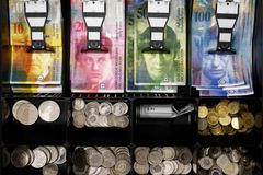 Švýcarsko je připraveno intervenovat a oslabit domácí měnu