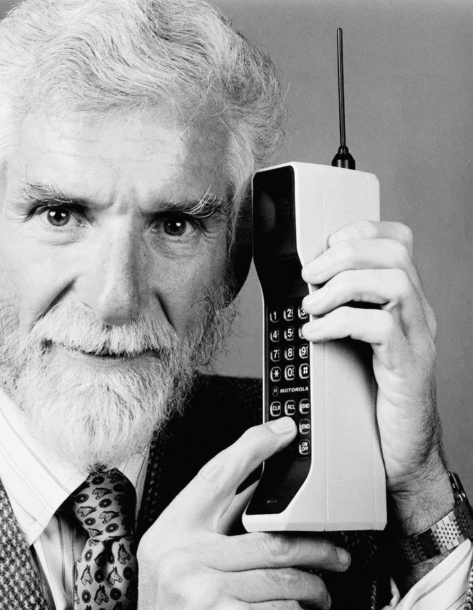 Martin Cooper of Motorola made the first publicized handheld mobile phone call on a prototype DynaTAC model on April 3, 1973.