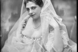V roce 1915 už zbývaly Margareth Geertruidě Zelleové jen dva roky života. Popravili ji 15. října 1917 ve Vincennes u Paříže.