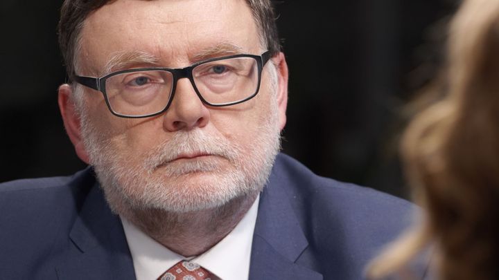 Koalice se podle Stanjury shodla na podobě válečné daně. Státu má přinést 85 miliard; Zdroj foto: DVTV