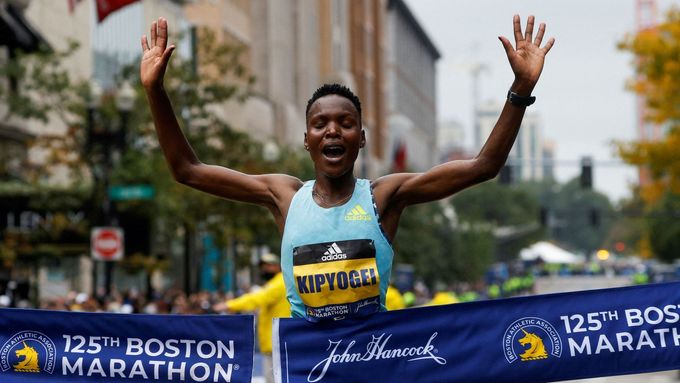 Na hrách dopujících sportovců by se mohla představit třeba i Diana Kipyokeiová. Keňská vítězka maratonu v Bostonu dostala za doping čtyřletý trest