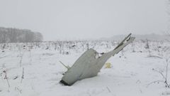 Trosky letadla Saratovských aerolinií na místě tragédie