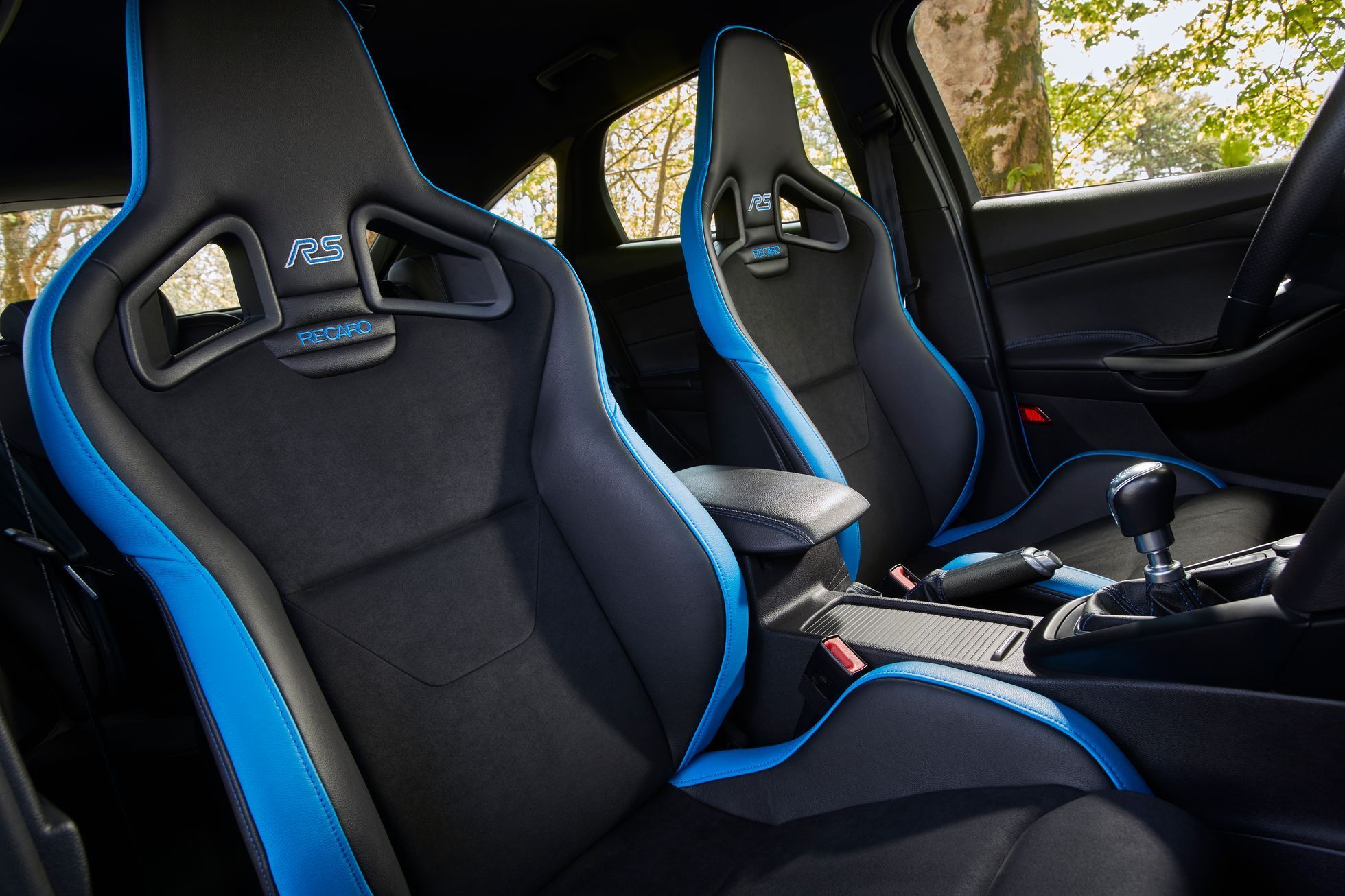 sedadla Recaro