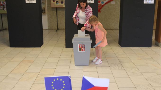 Česko zažilo rekordně nízkou volební účast.